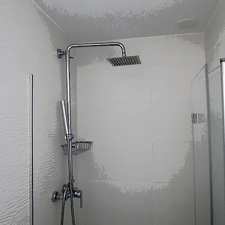 O Semaforo Hotel 2*