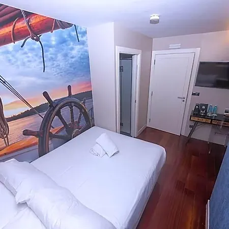 O Semaforo Hotel 2*