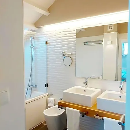 O Semaforo Hotel 2*
